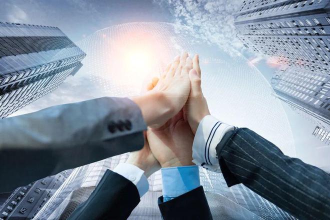 任正非：聚焦主航道，圍繞商業競爭力構建系統